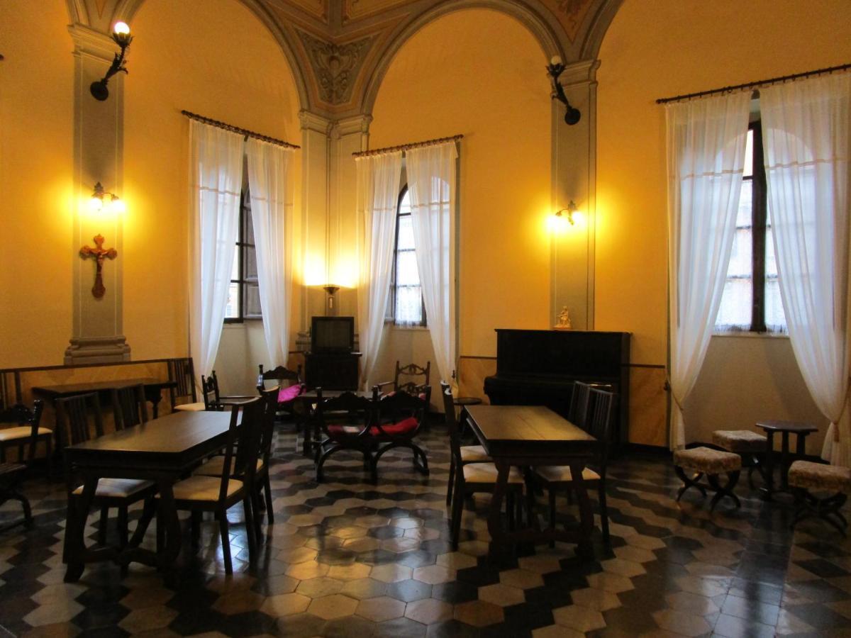 Casa S. Giuseppe Di Cluny Frühstückspension *