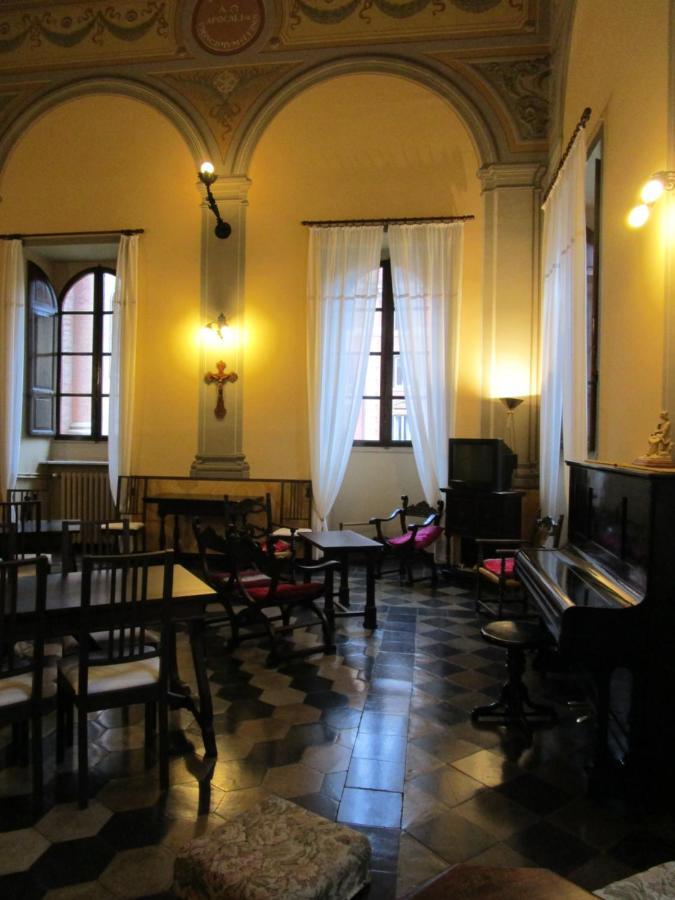 Casa S. Giuseppe Di Cluny Couette-café *